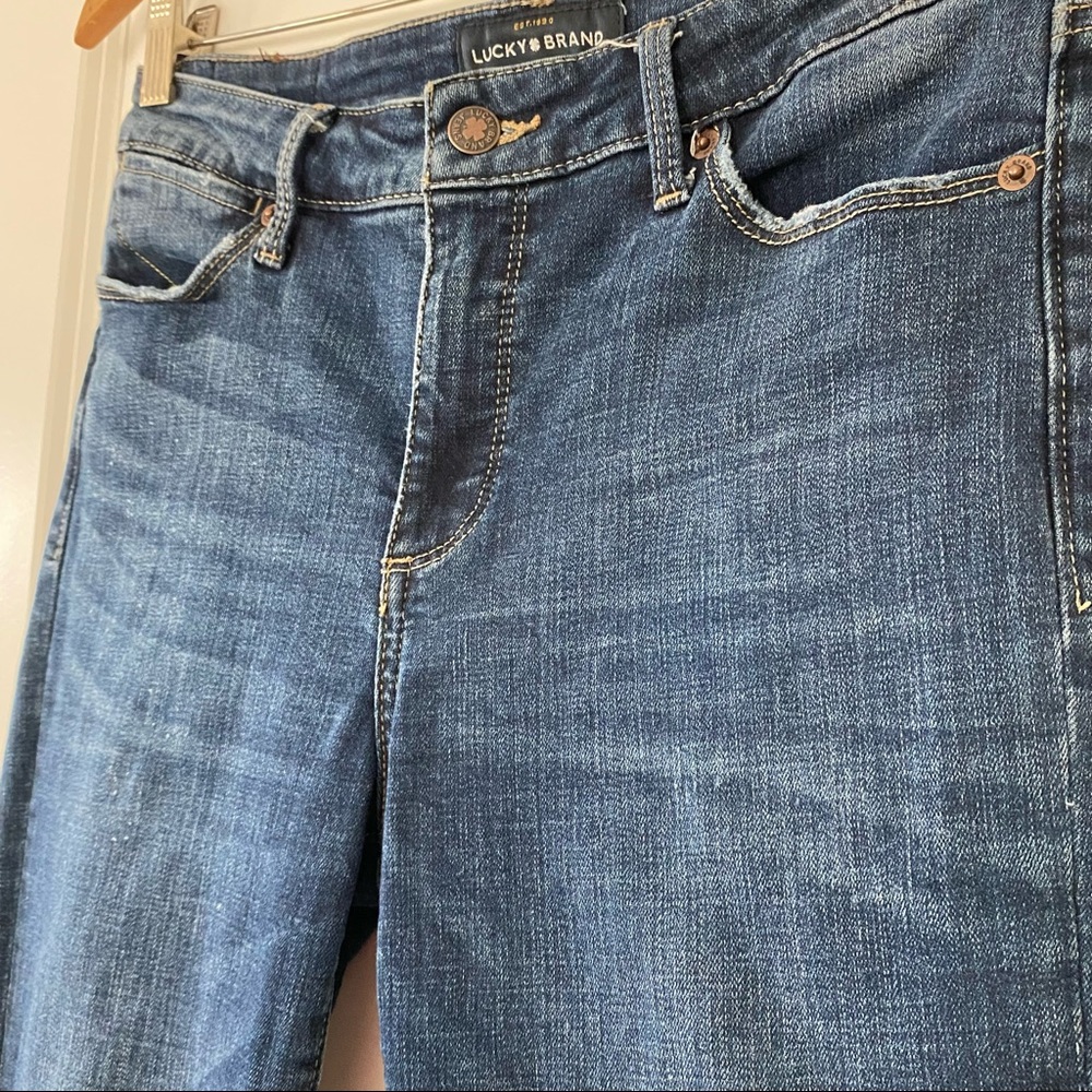 Lucky Brand High Waist Hayden Crop Blue Jeans Size 6/28 with MEASUREMENTS! - Picture 5 of 13